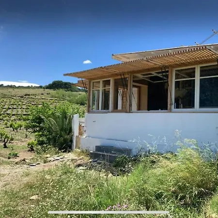 Maison-cabane Dans Un Site Classe Du Conservatoire Du Littoral Feriehus Port Vendres